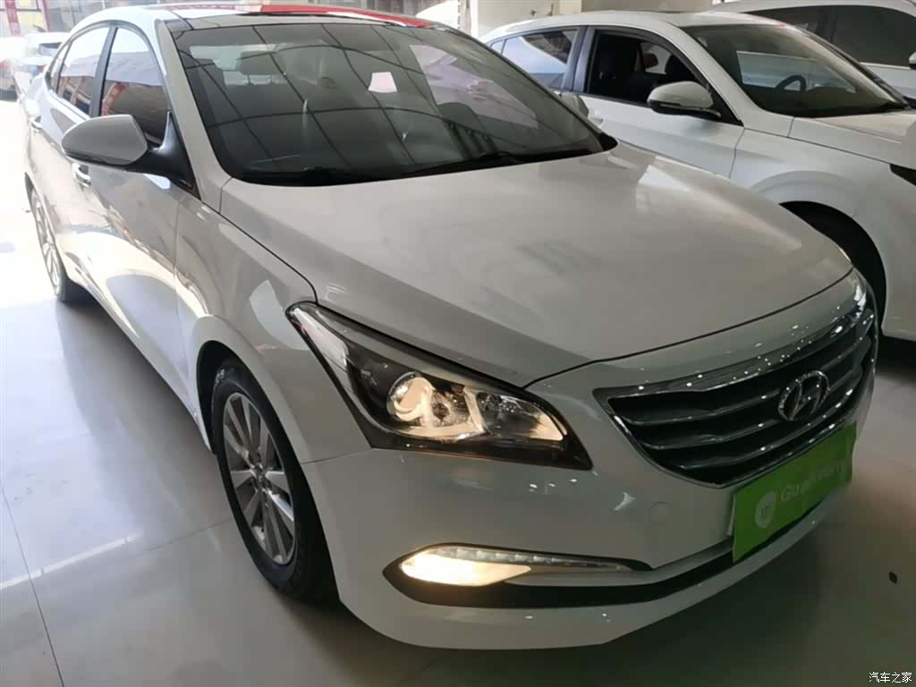 Hyundai GLS, 2015 4