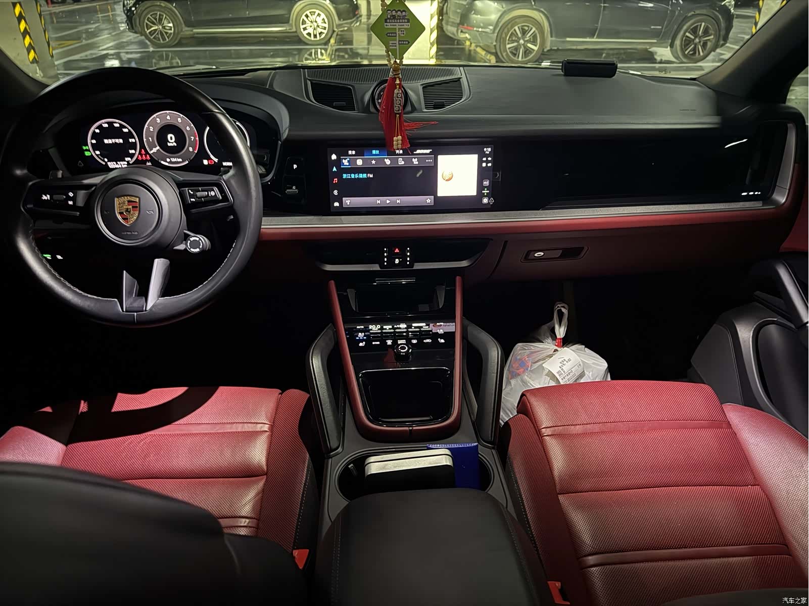 Porsche Cayenne, 2023 2