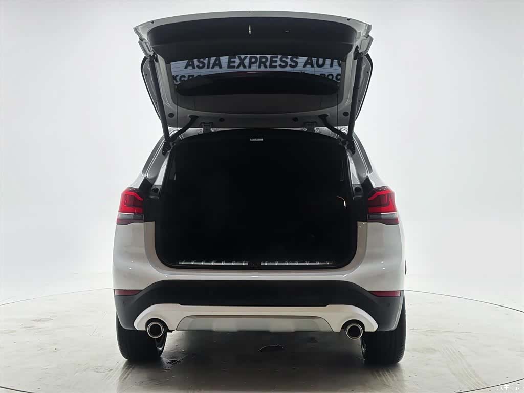BMW X1, 2021 8