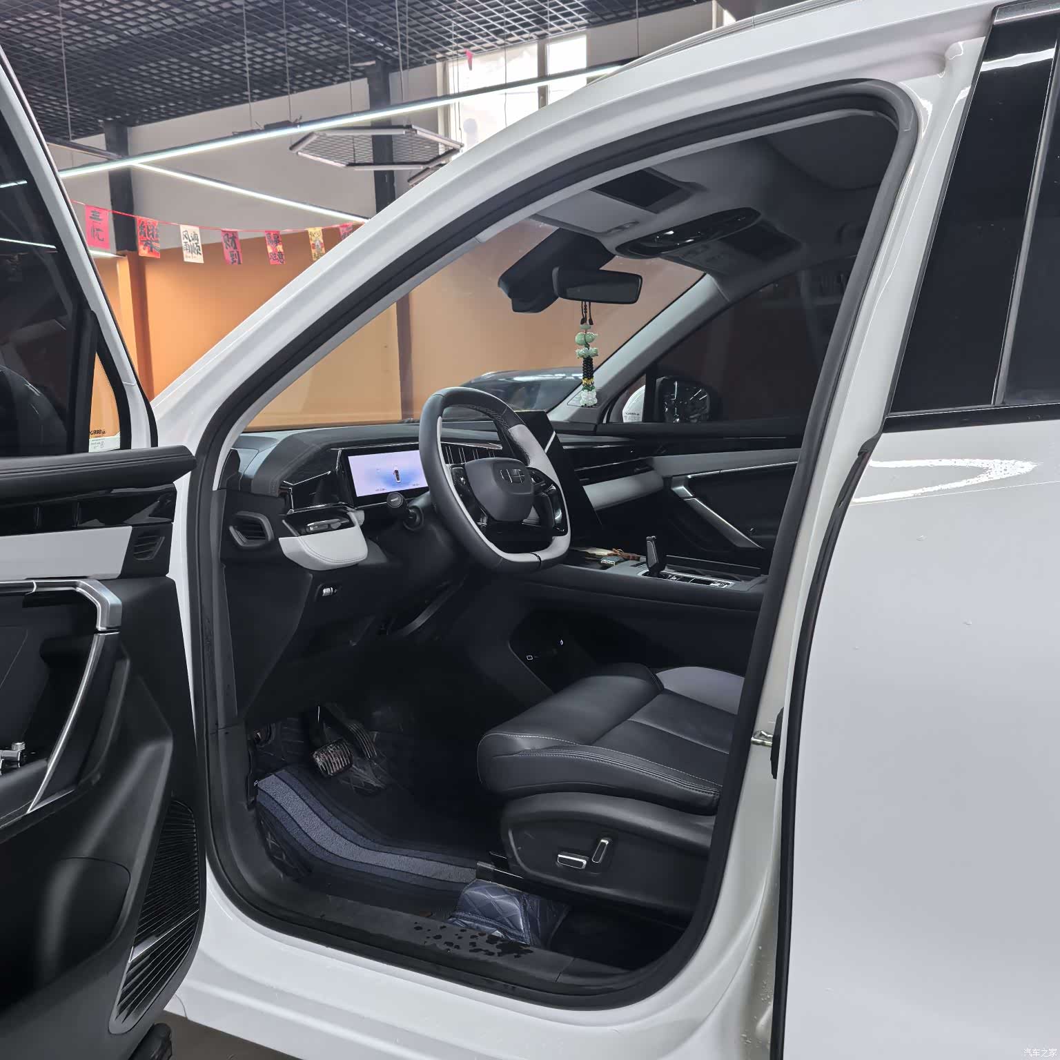 Geely Boyue, 2024 8