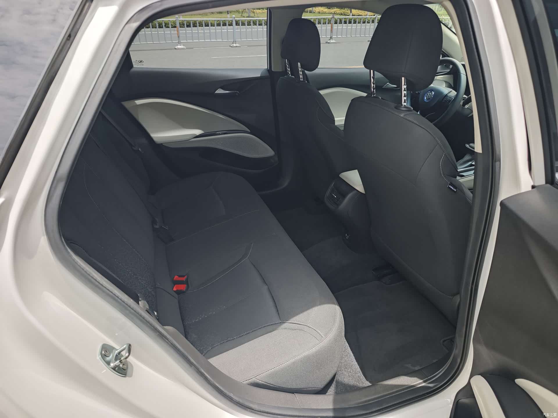Buick Velite, 2020 12