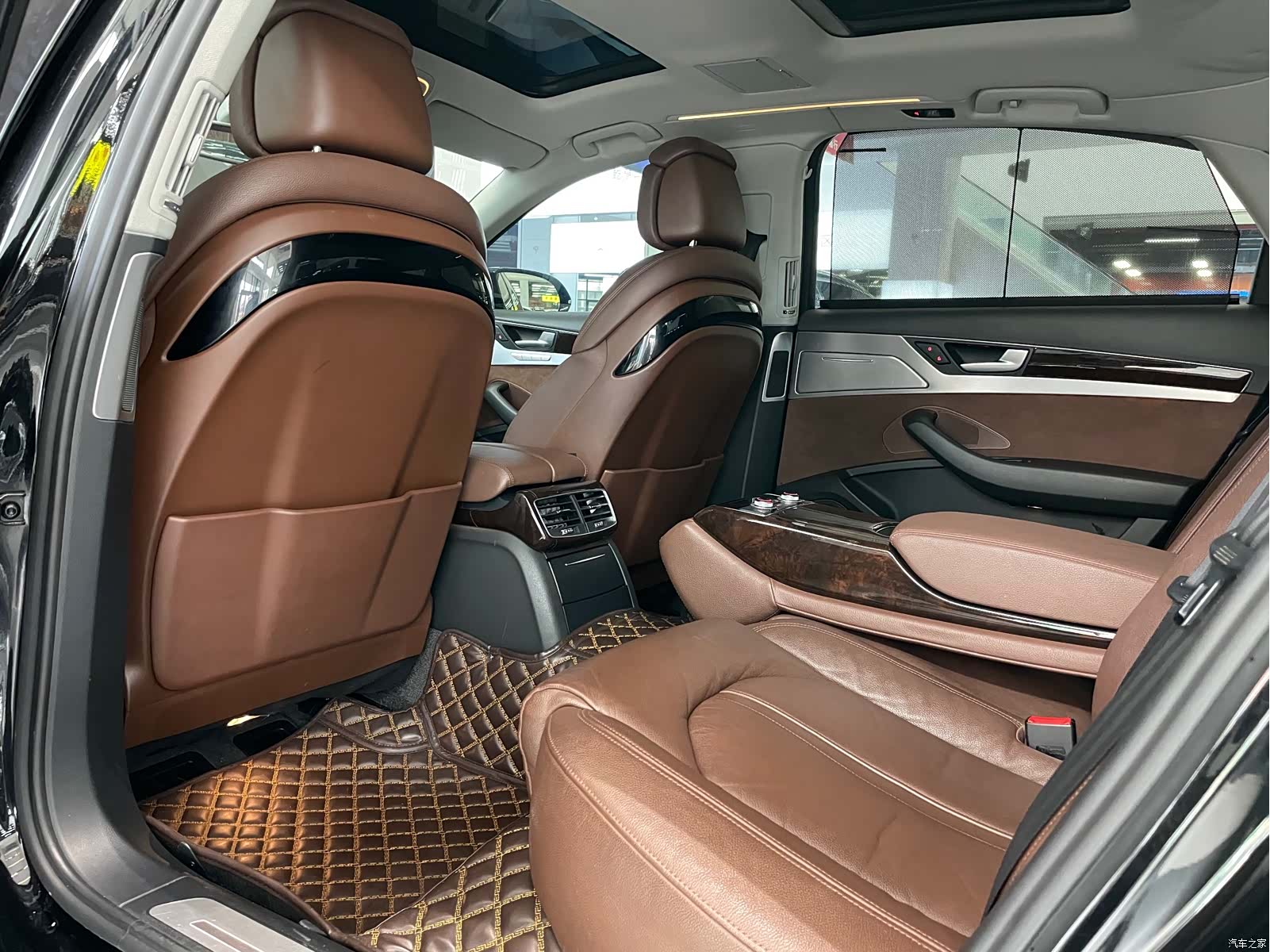 Audi A8L, 2015 9