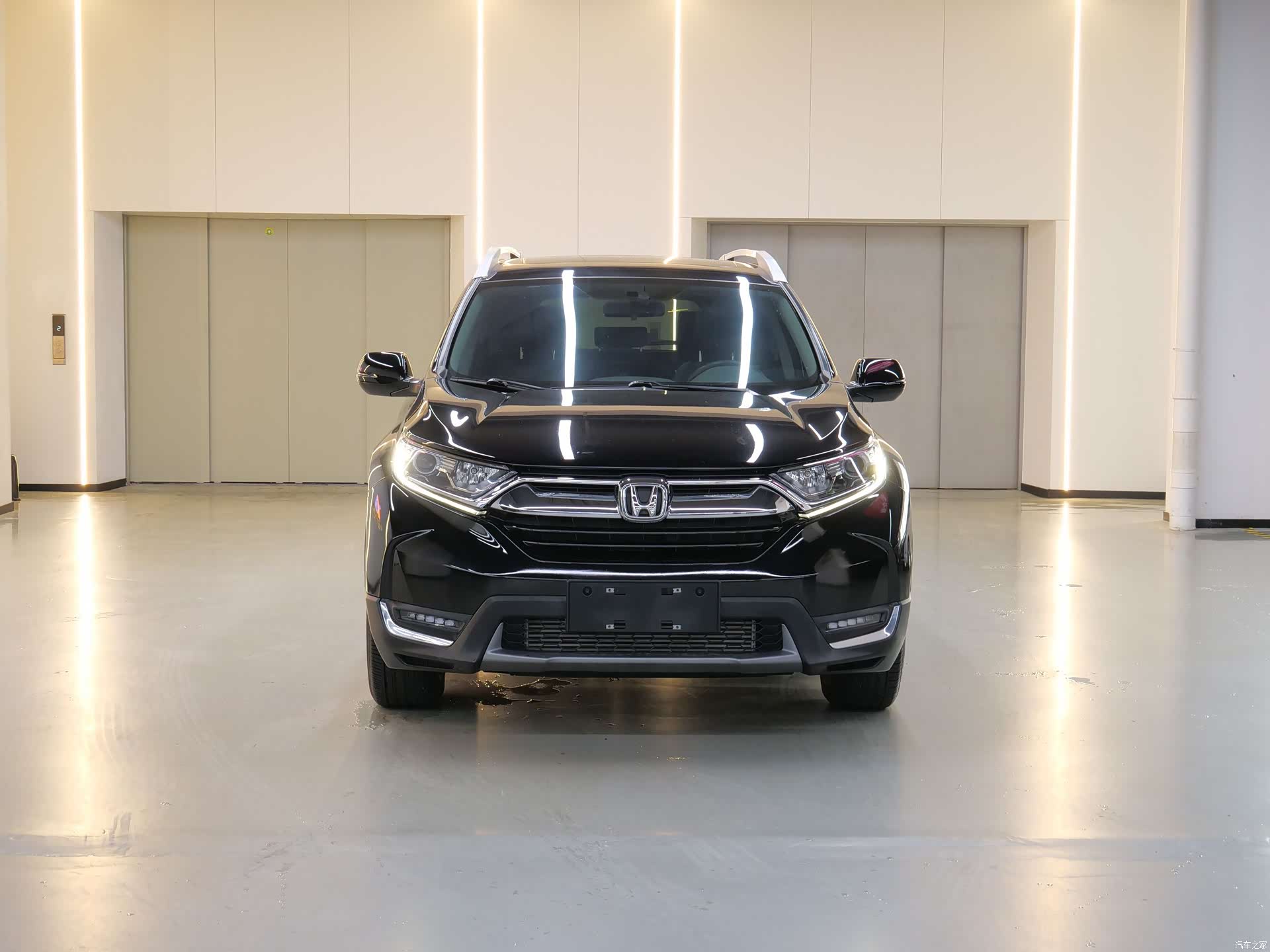 Honda CR-V, 2019 все фото