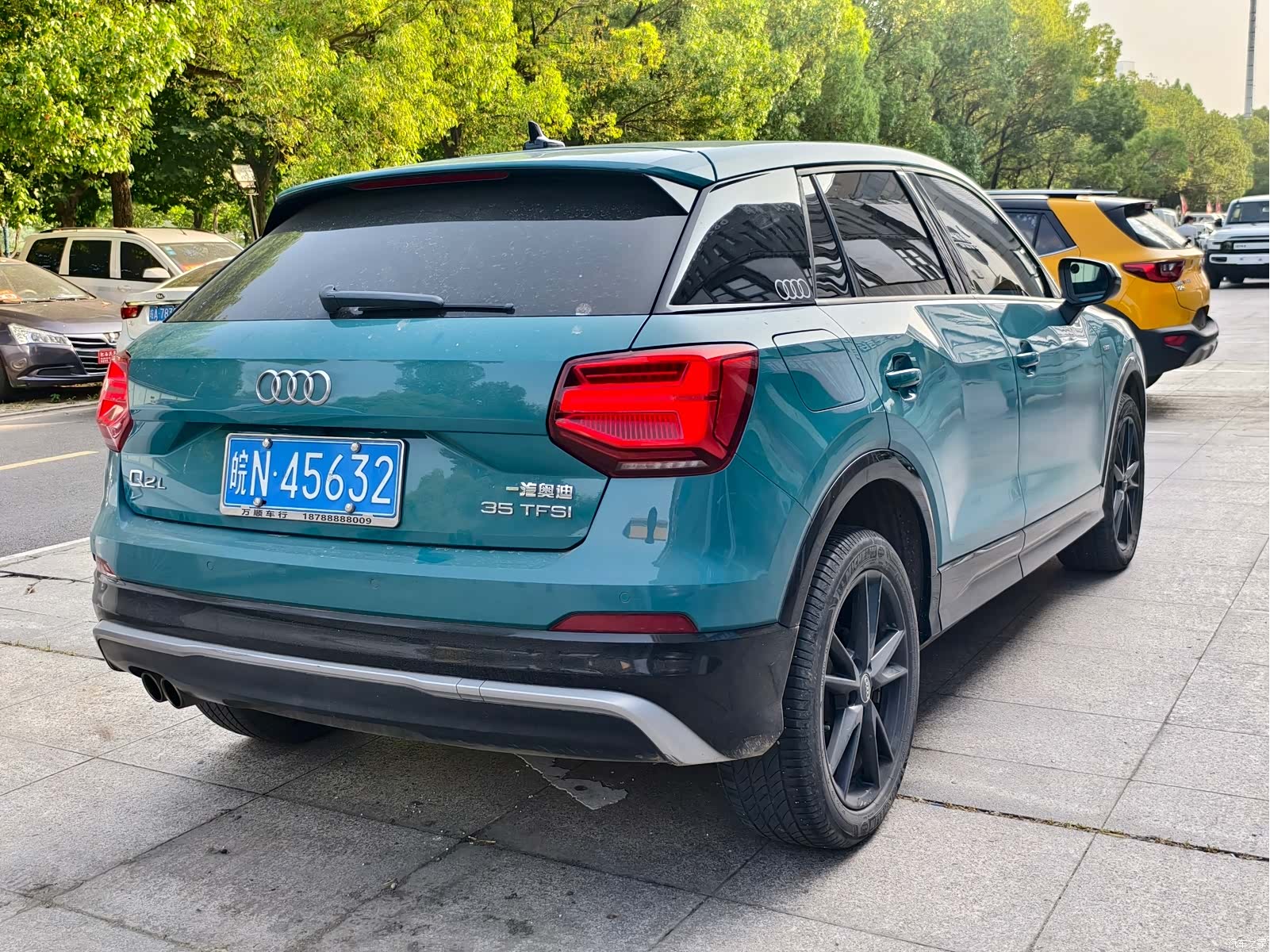 Audi Q2L, 2019 9