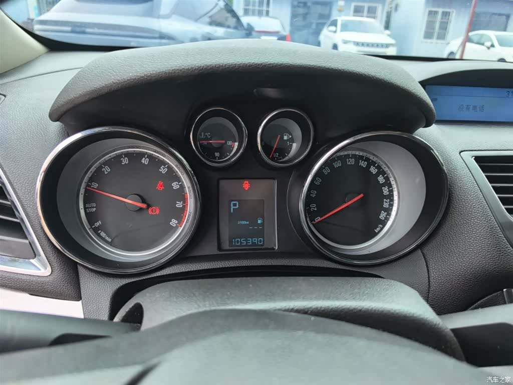 Buick Encore, 2015 12