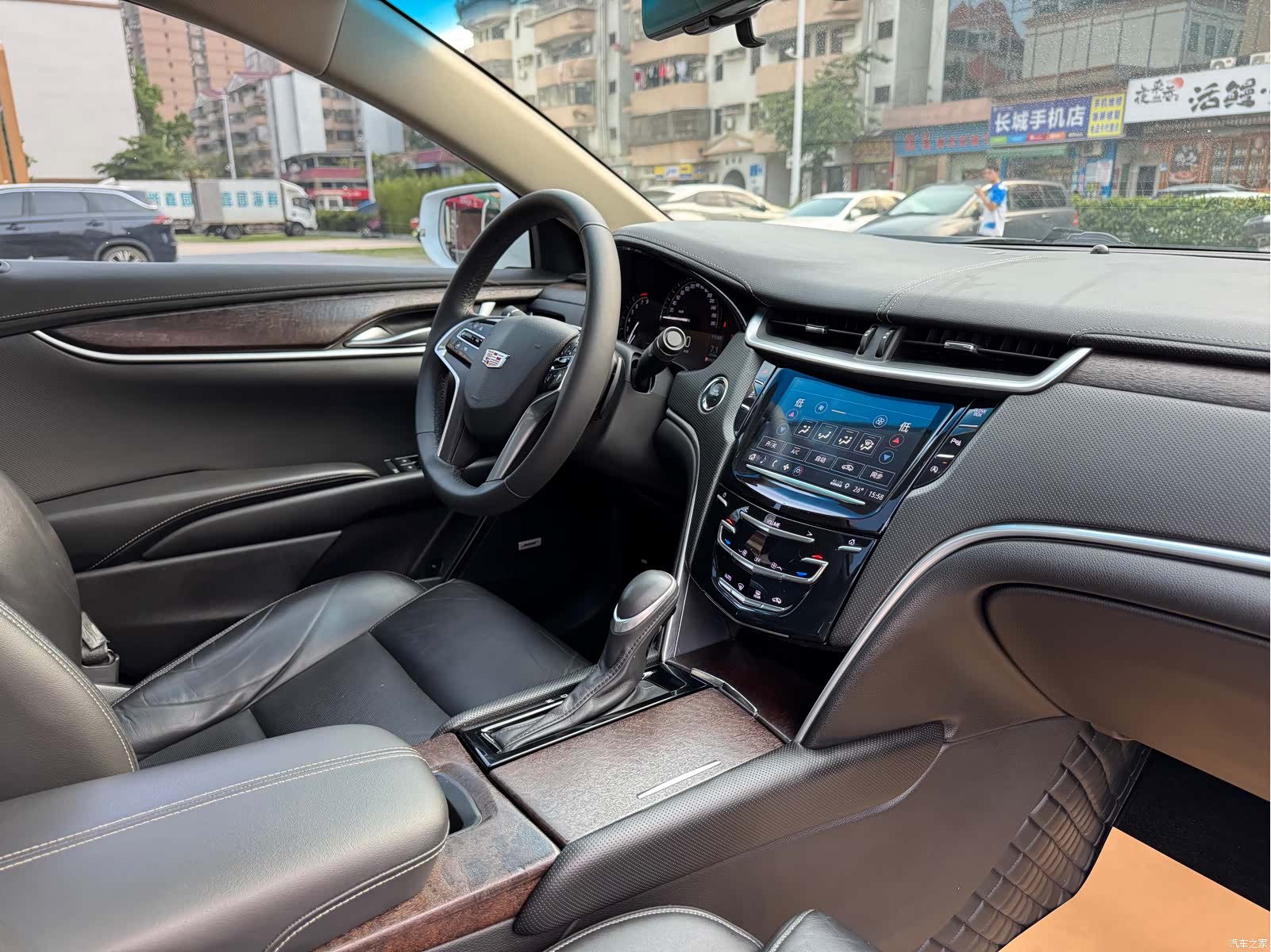 Cadillac XTS, 2019 13