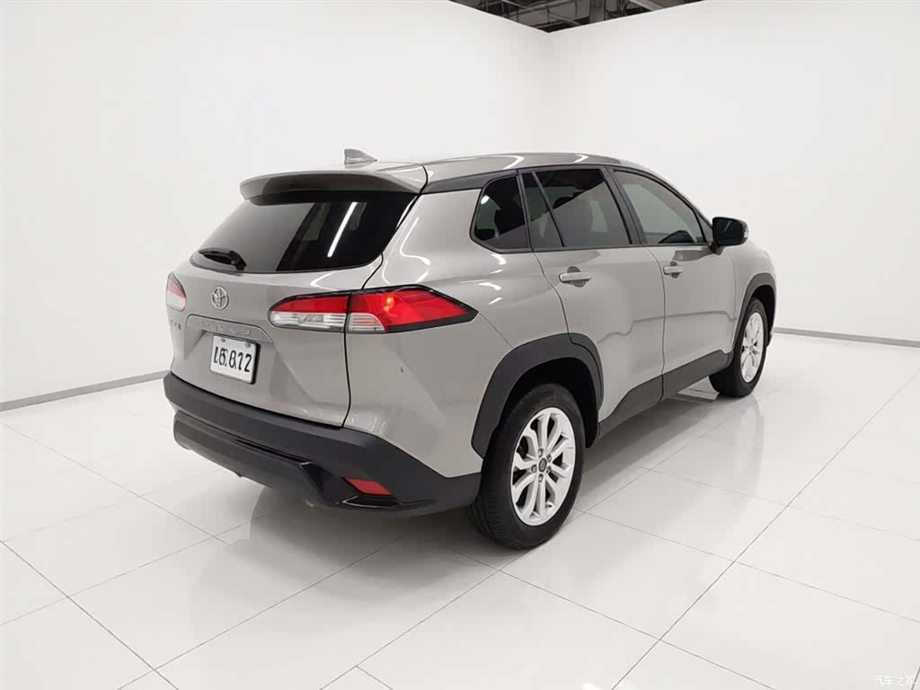 Toyota Frontlander, 2023 7