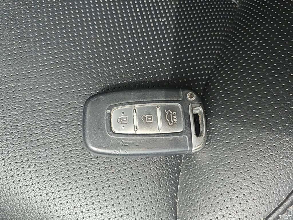 Kia K2, 2016 9