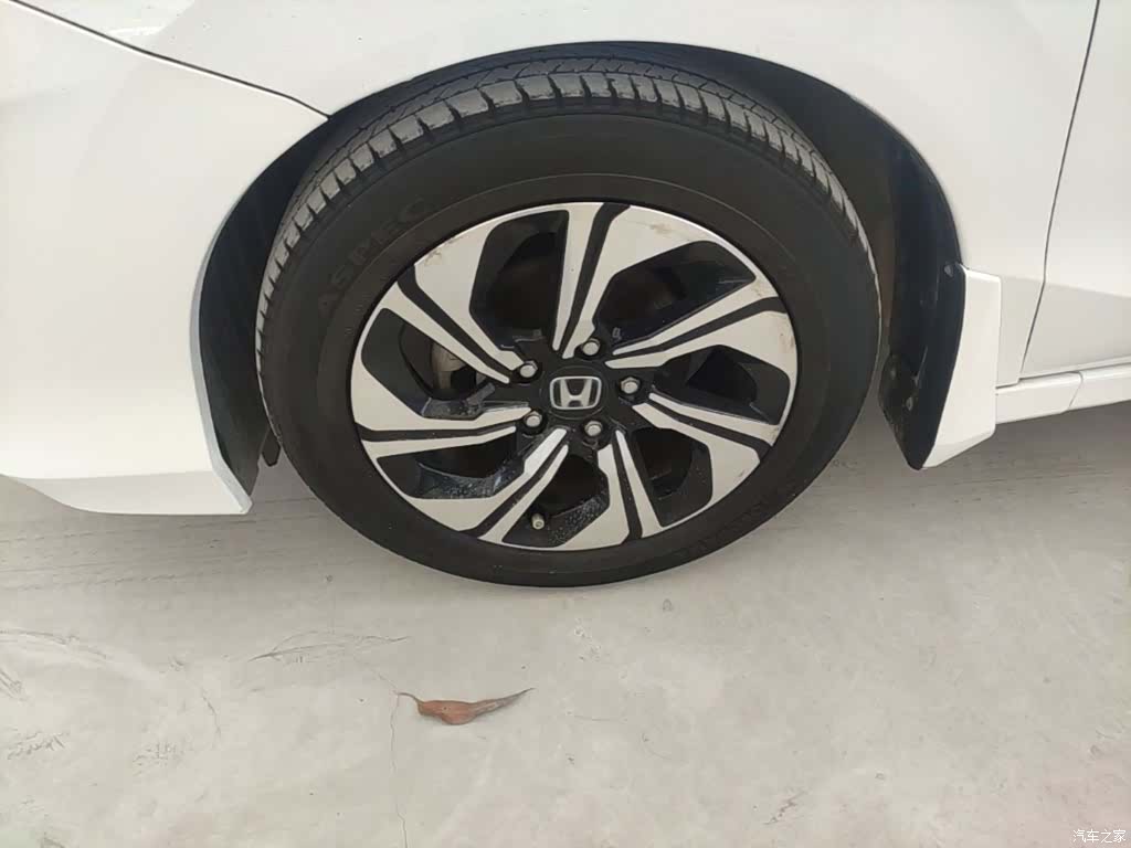 Honda Crider, 2016 23