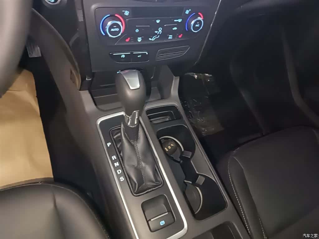 Ford Kuga, 2017 14