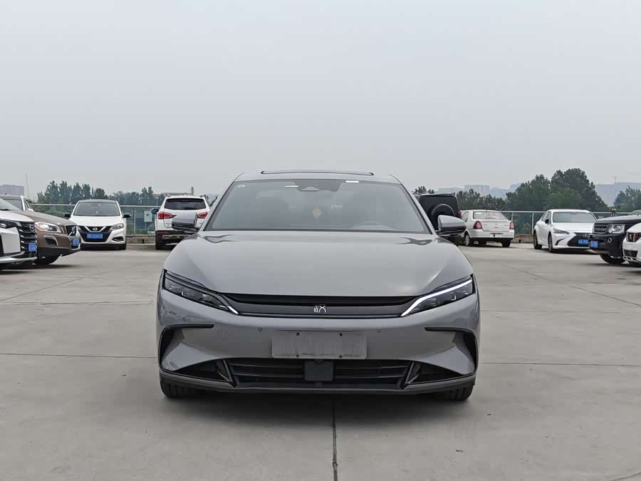 BYD Han 2025, фото 2