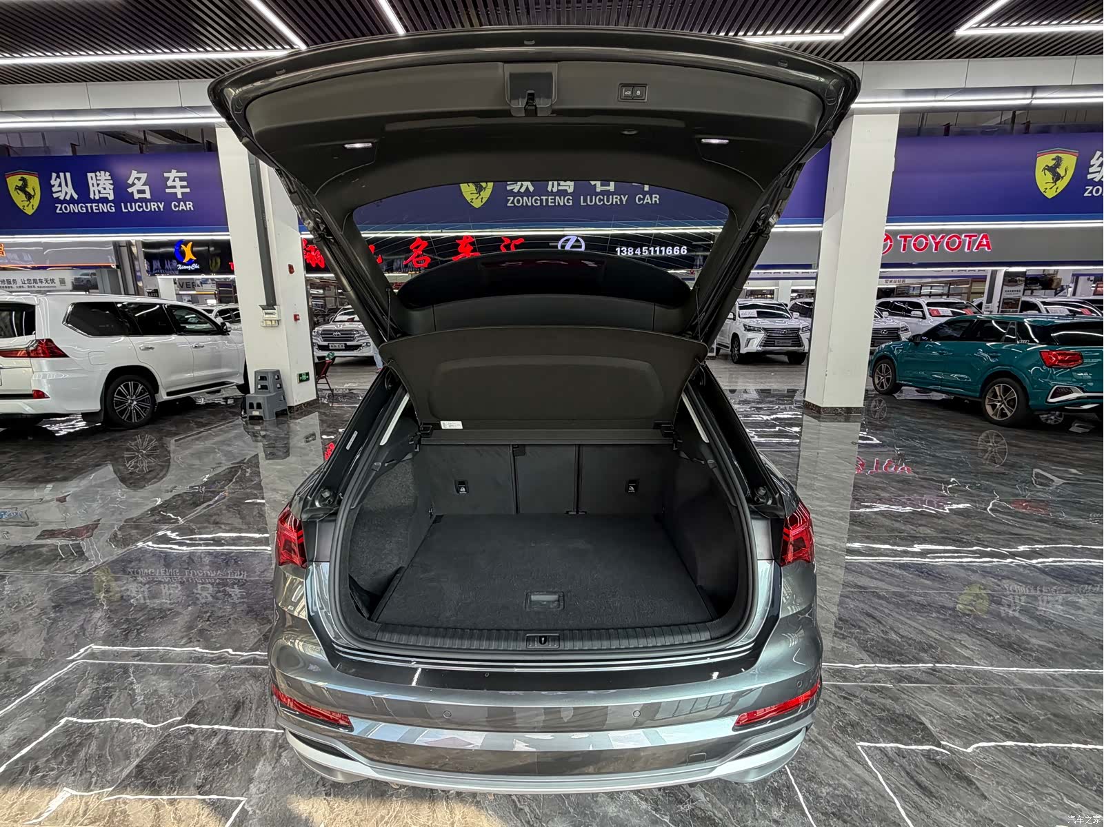 Audi Q3, 2023 12