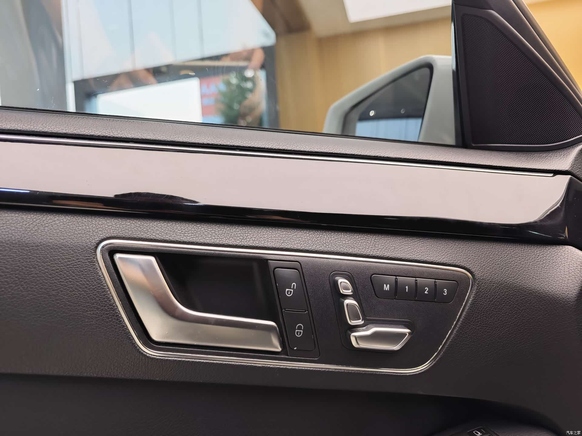 Mercedes-Benz E-Class, 2015 8