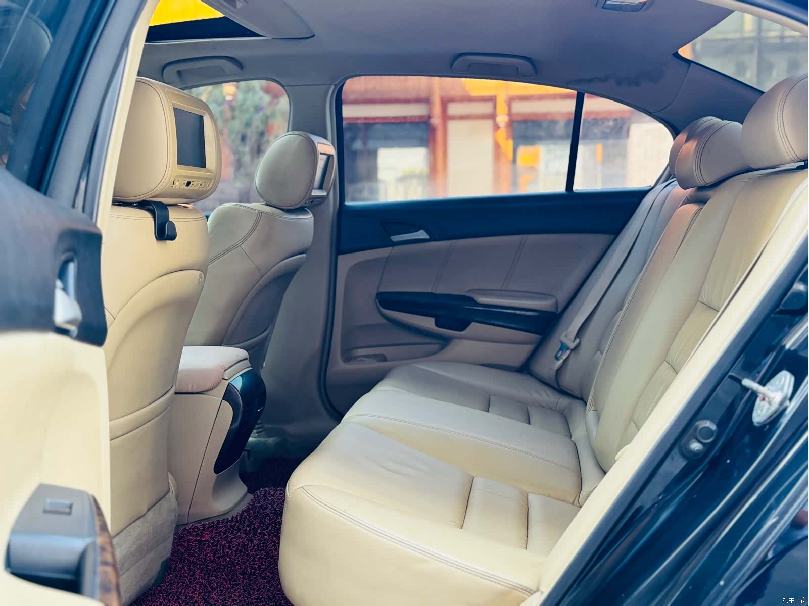 Honda Accord, 2009 12