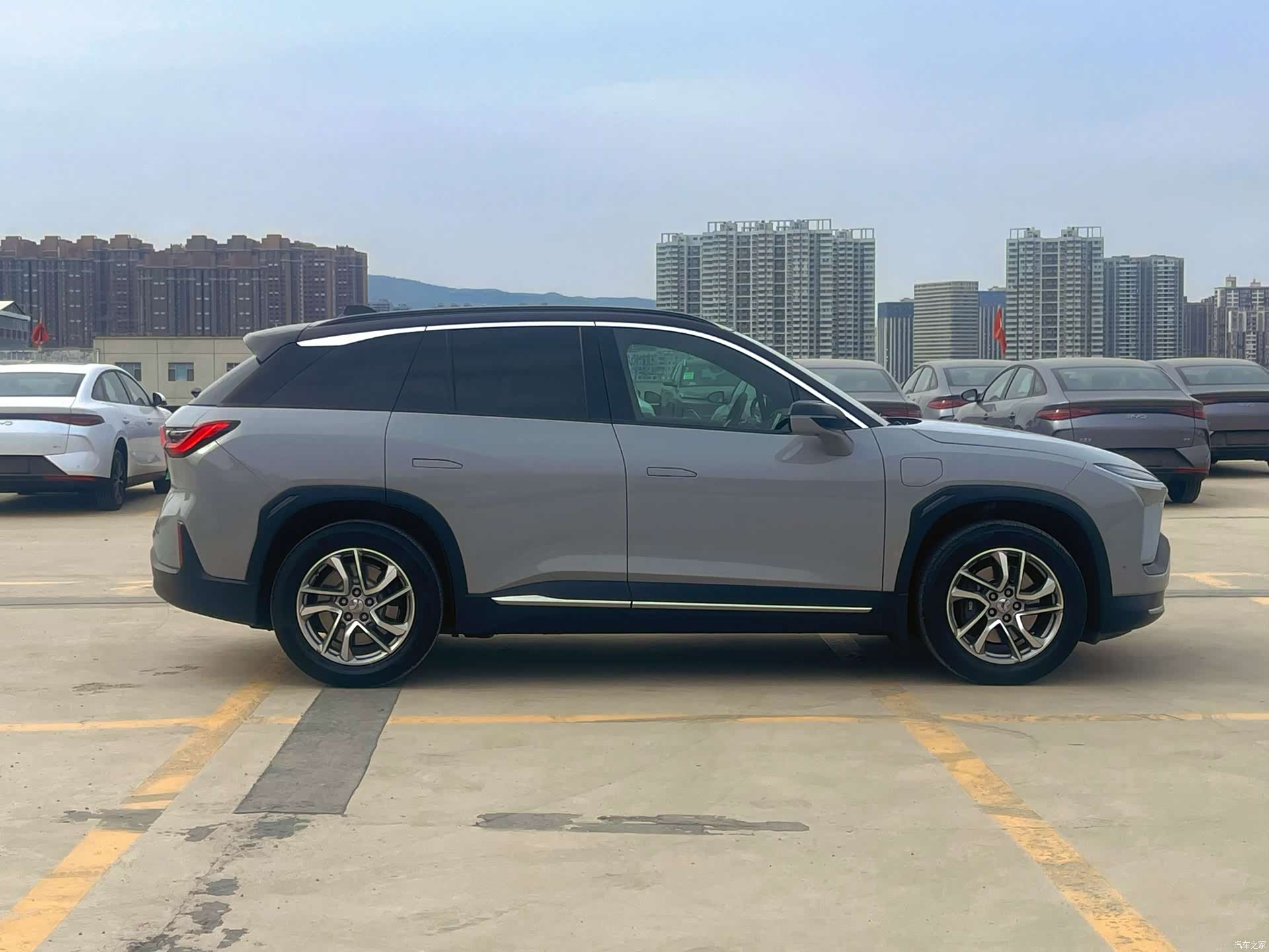 NIO ES6, 2020 11