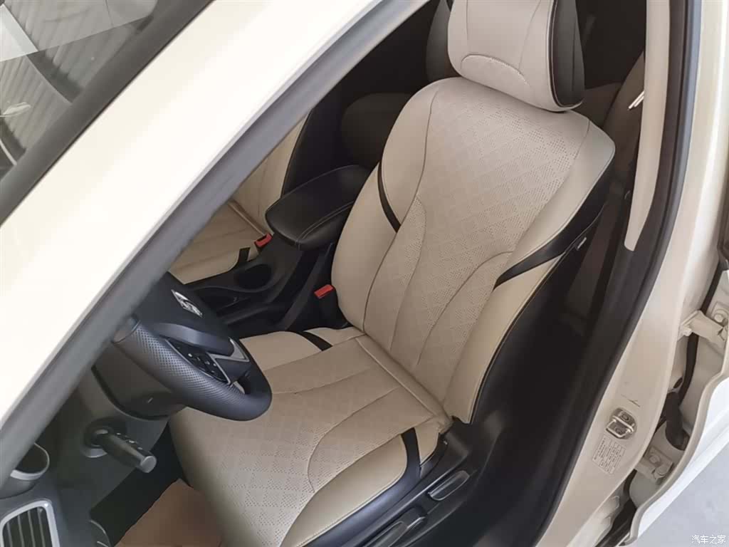 Wuling 730, 2022 15