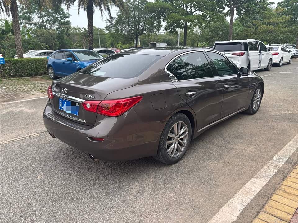 Infiniti Q50L Infiniti Q50L