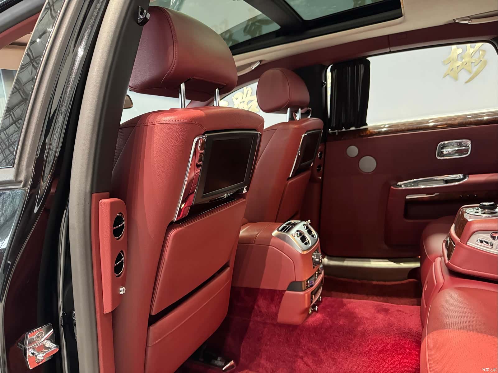 Rolls-Royce Ghost, 2012 21