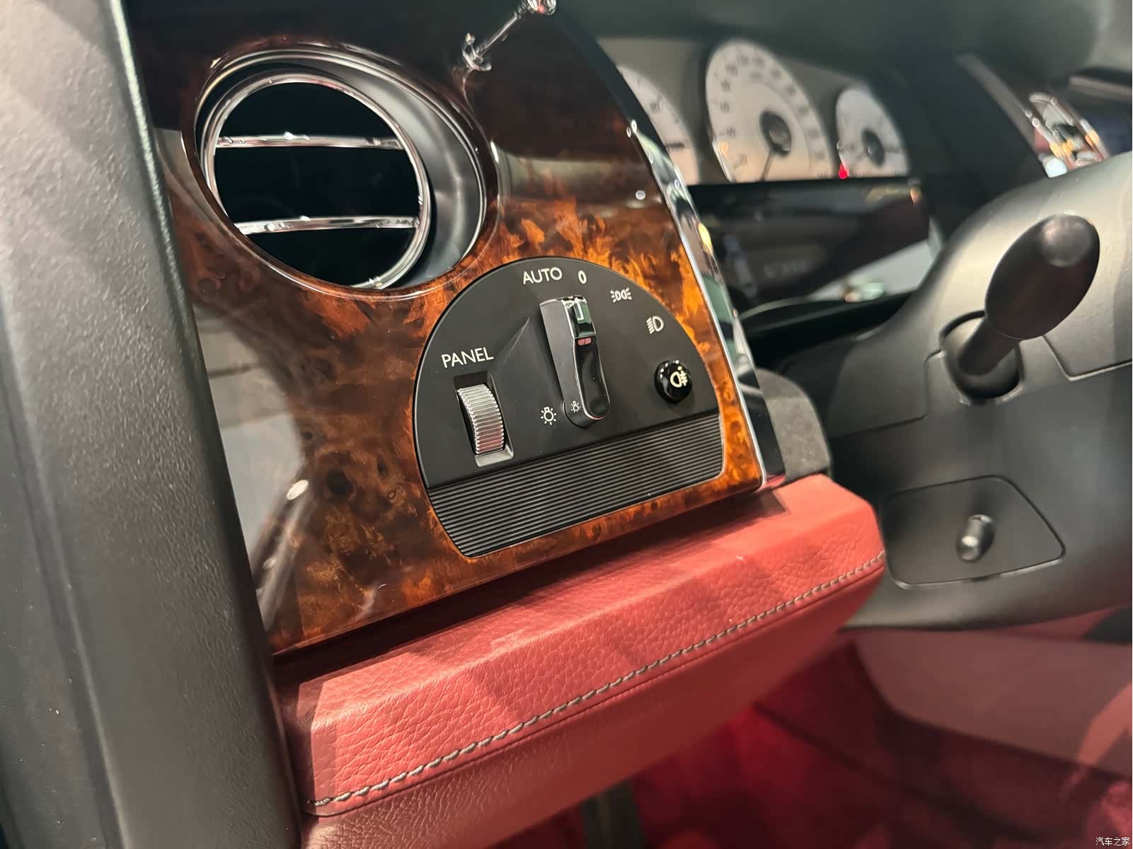 Rolls-Royce Ghost, 2012 17