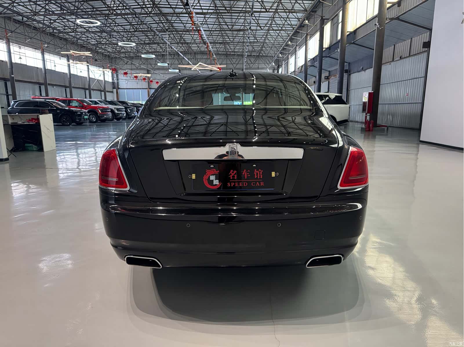 Rolls-Royce Ghost, 2012 все фото