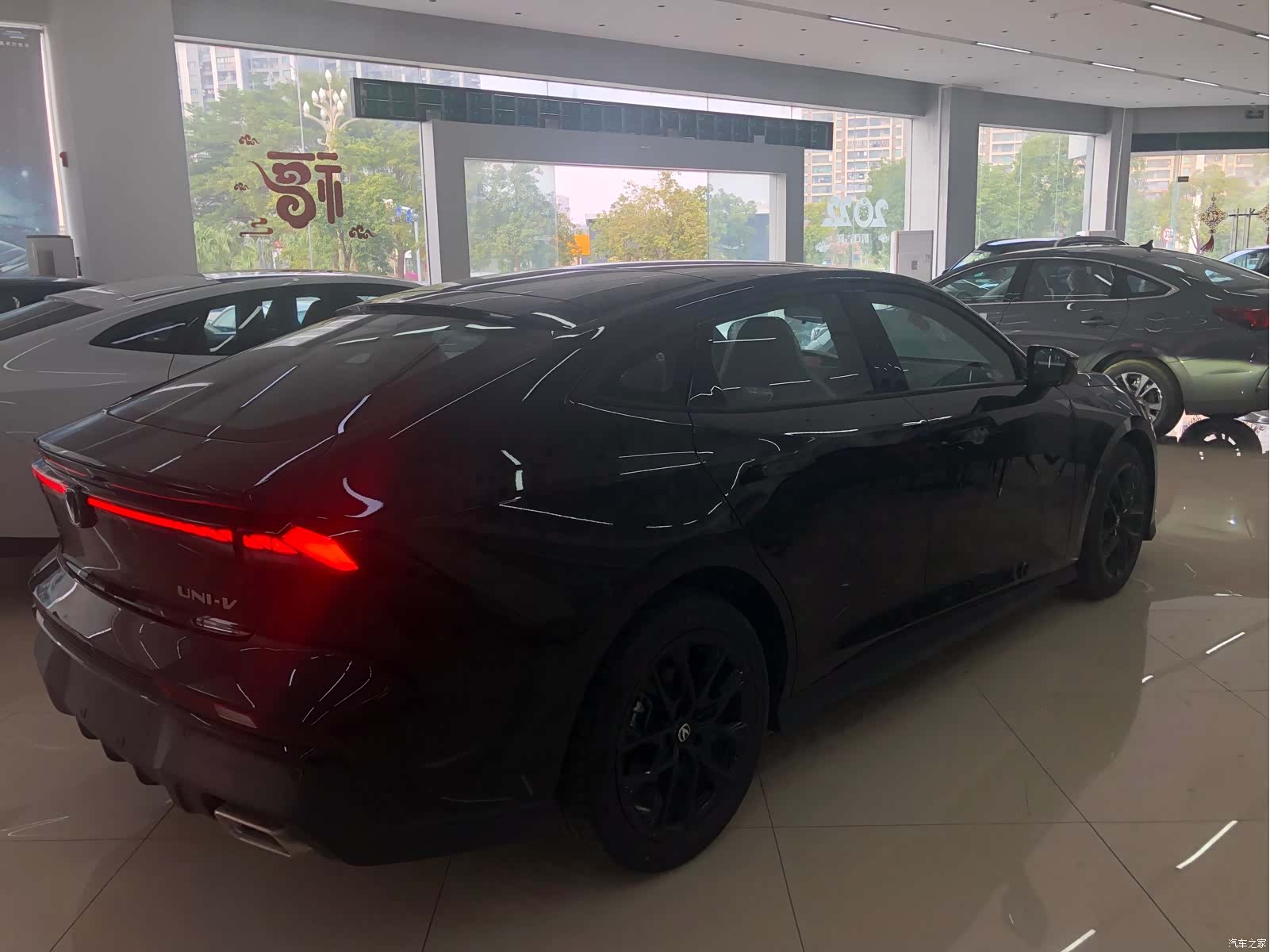 Changan UNI-V, 2024 3