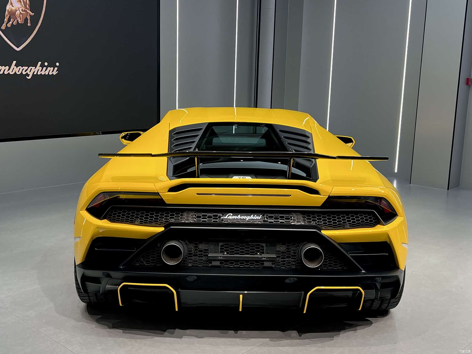 Lamborghini Huracán, 2020 3