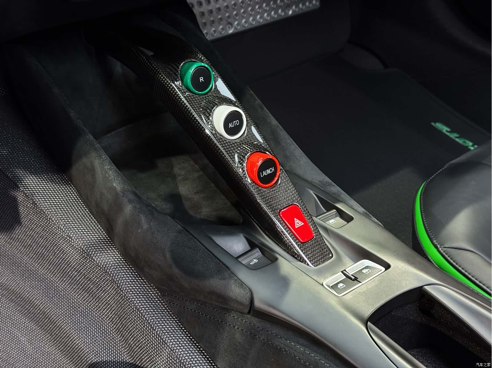 Ferrari 812, 2024 14
