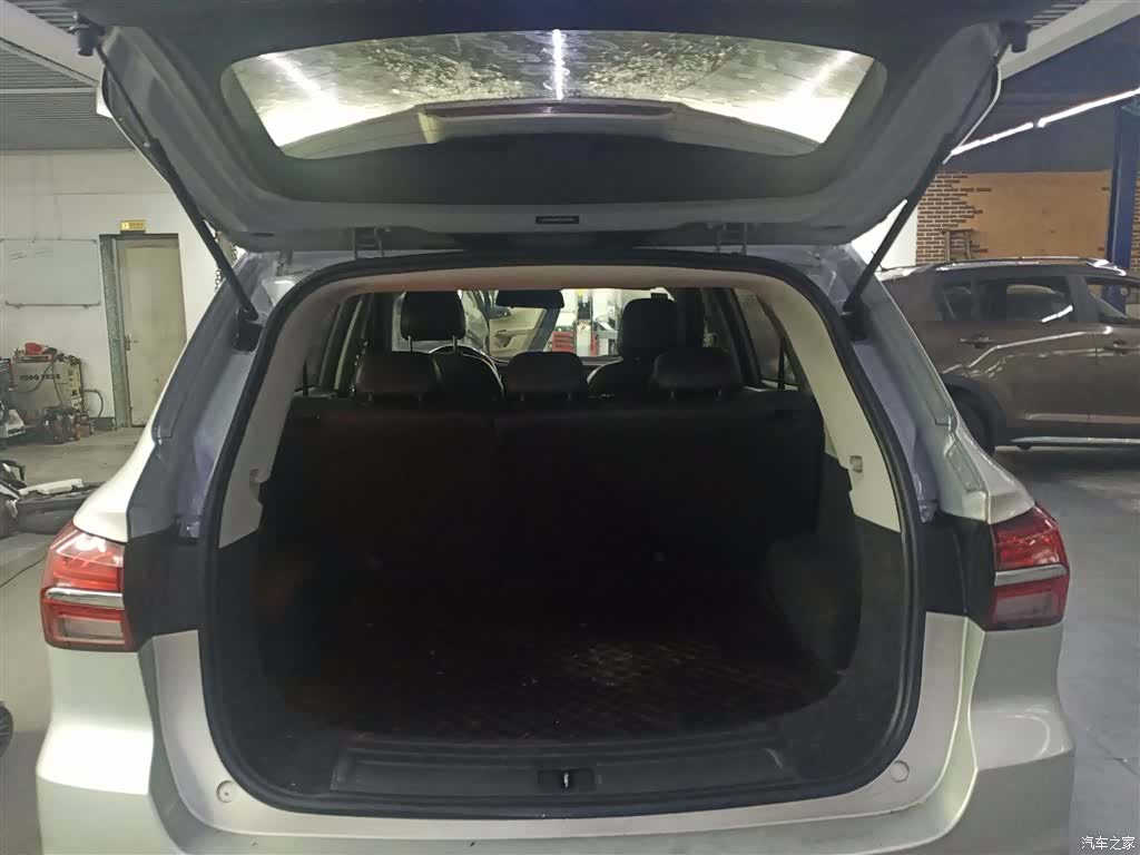 Roewe RX5, 2020 19