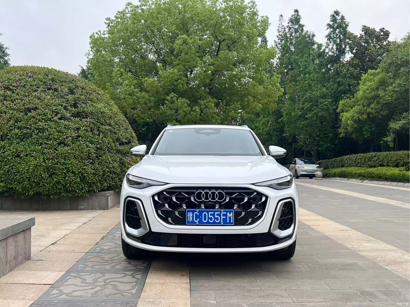 Audi Q5L, 2025 2