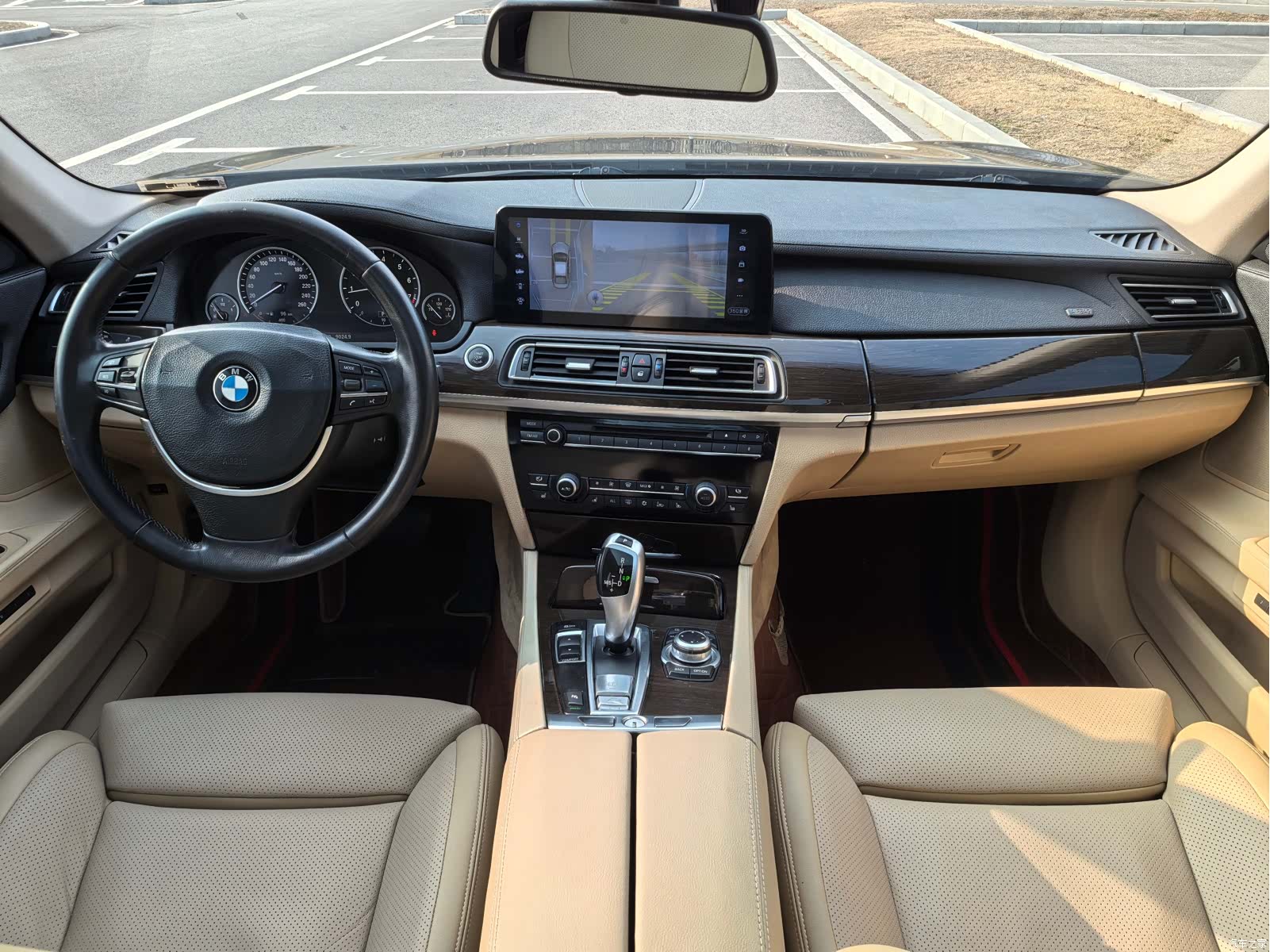 BMW 7 Series, 2009 8