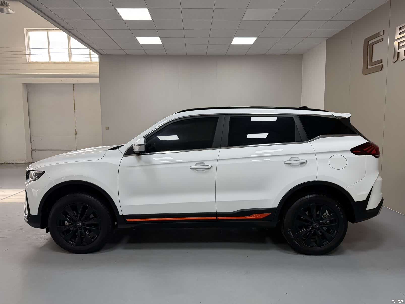 Geely Boyue, 2023 7