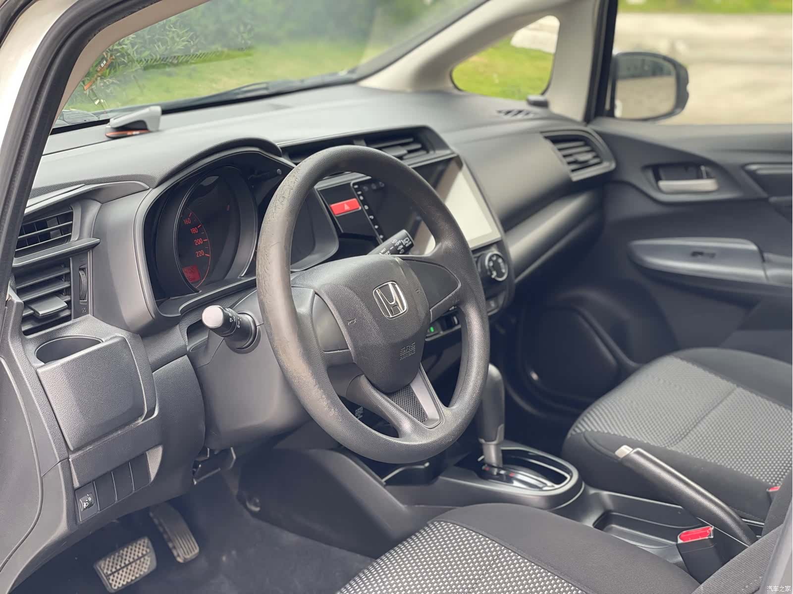 Honda Fit, 2016 13