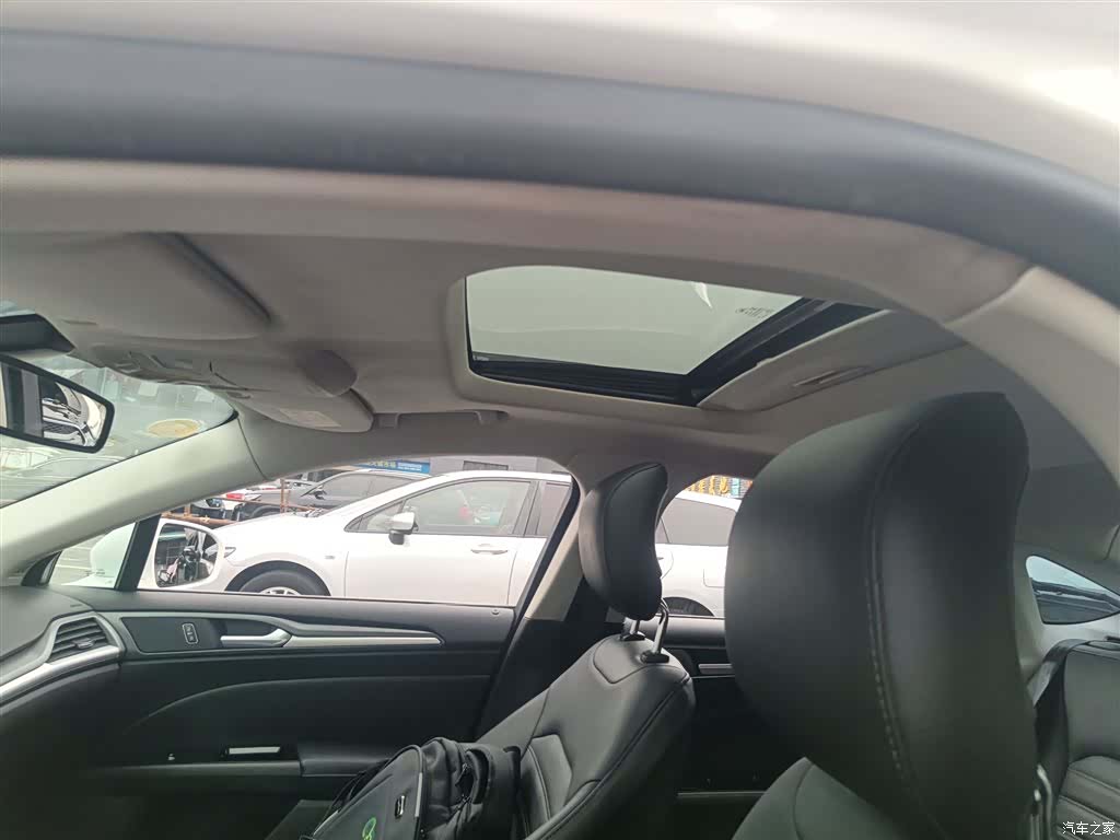Ford Mondeo, 2015 18