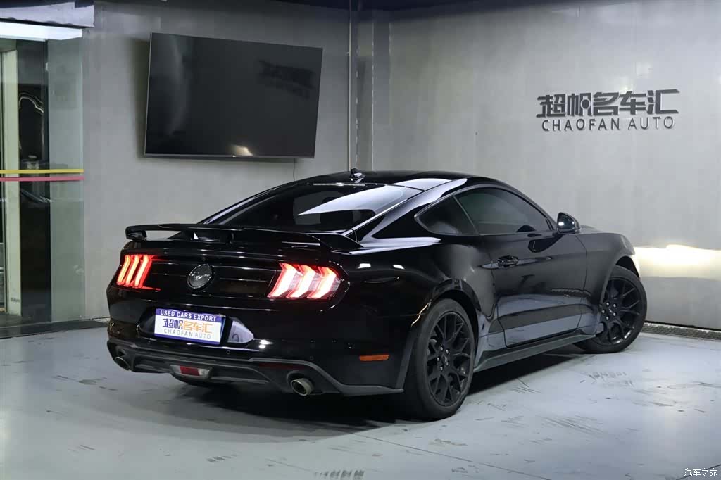 Ford Mustang, 2021 все фото