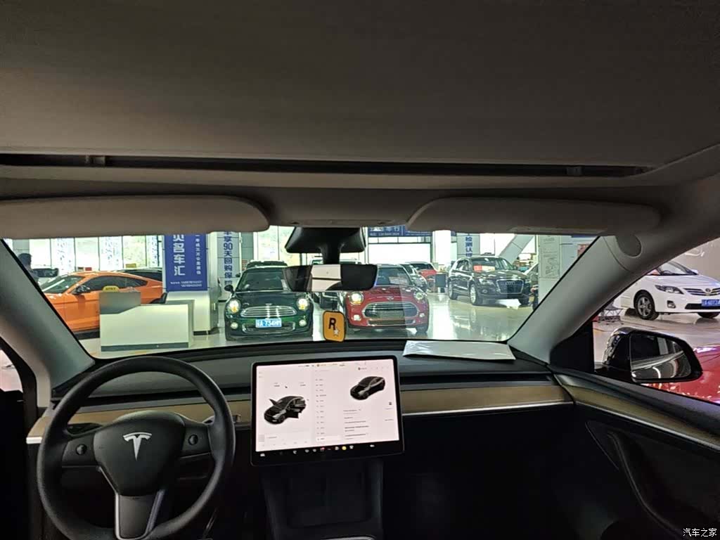 Tesla Model Y, 2021 18
