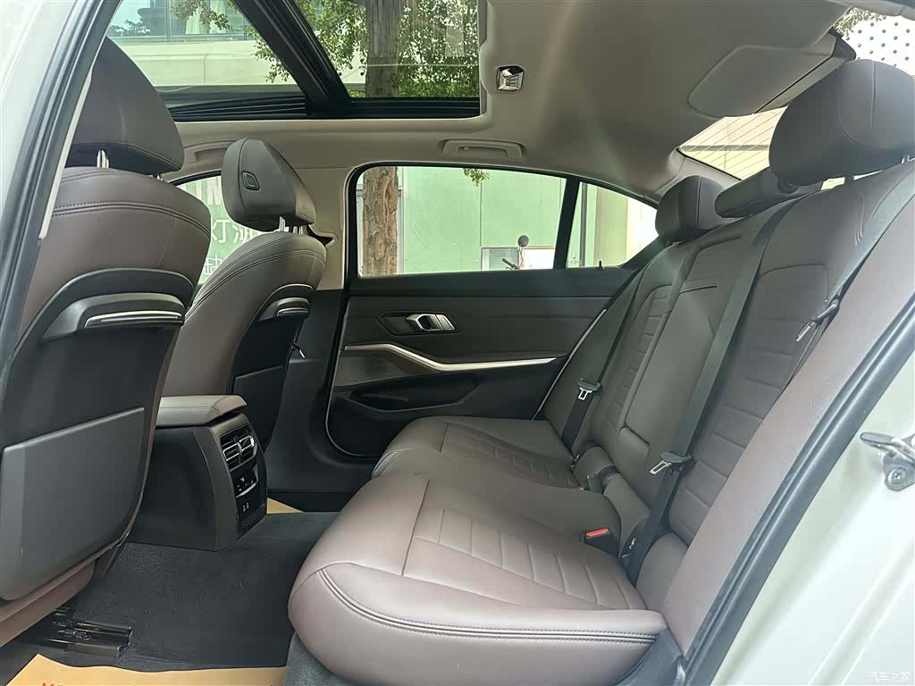 BMW 3 Series, 2019 16