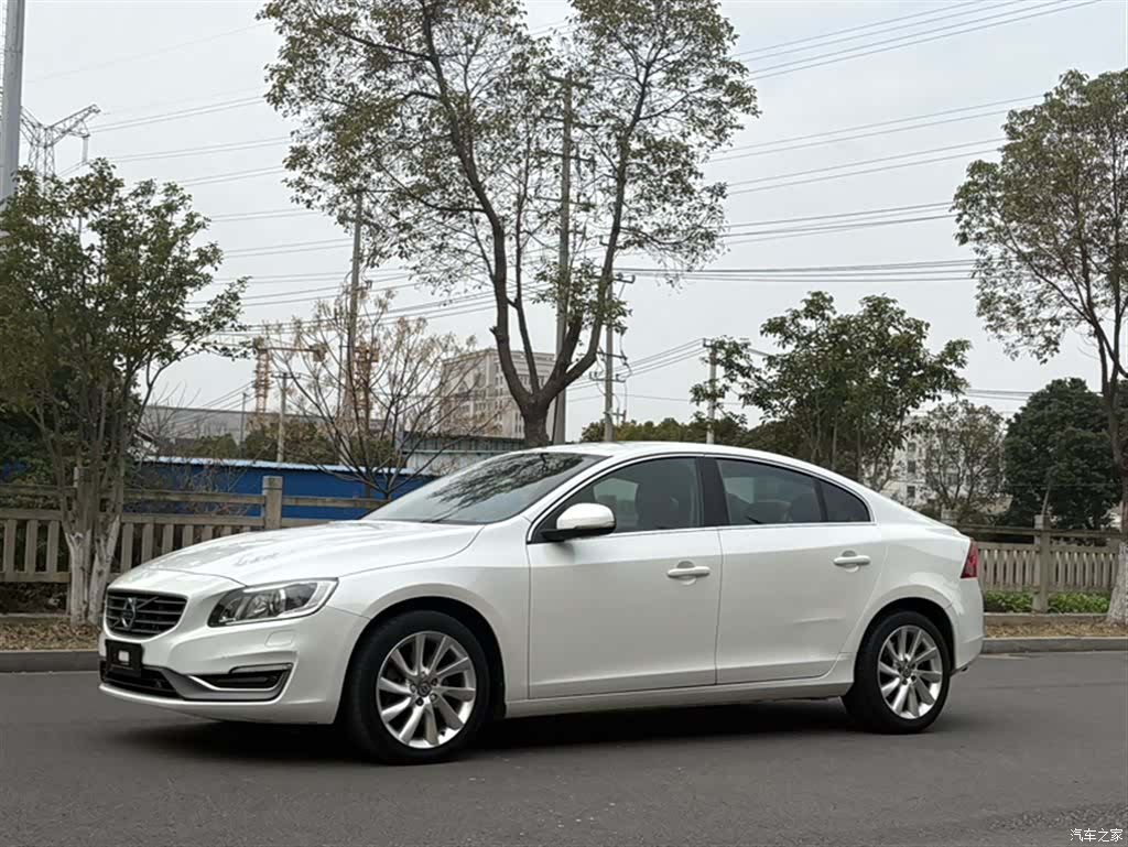 Volvo S60, 2017 17