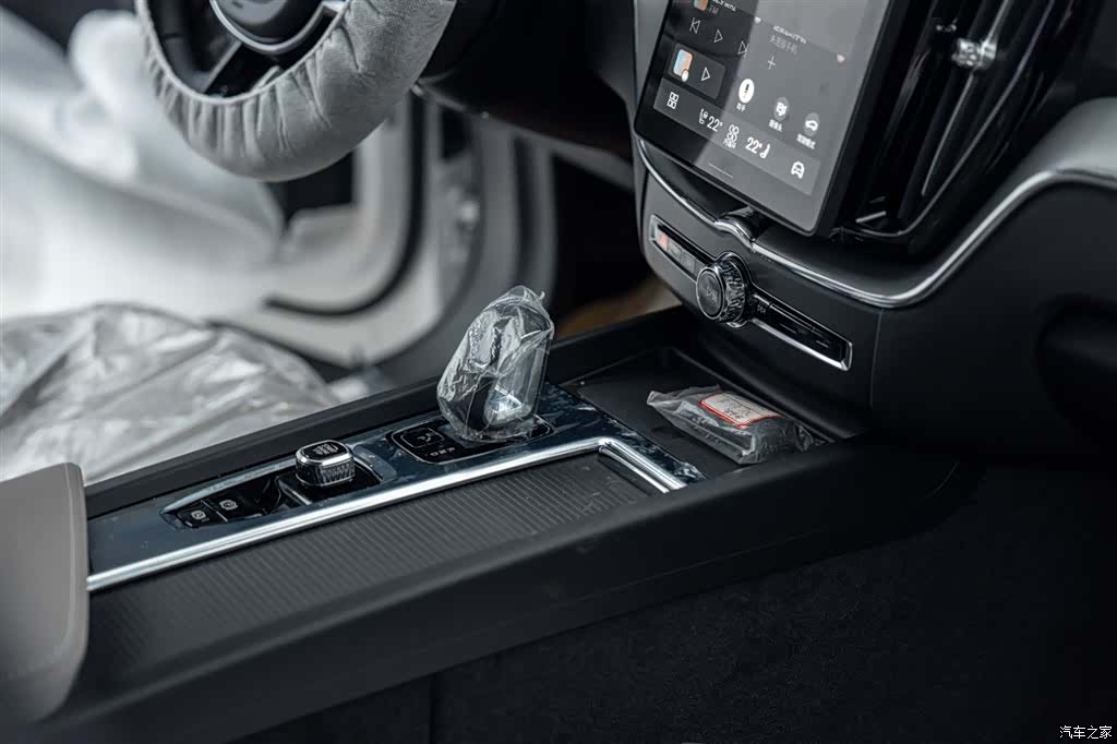Volvo XC60, 2026 9