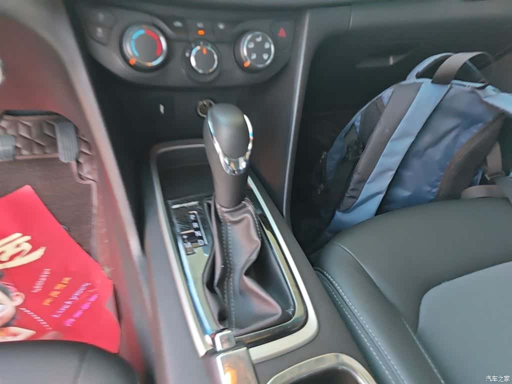 Chevrolet 320, 2018 14