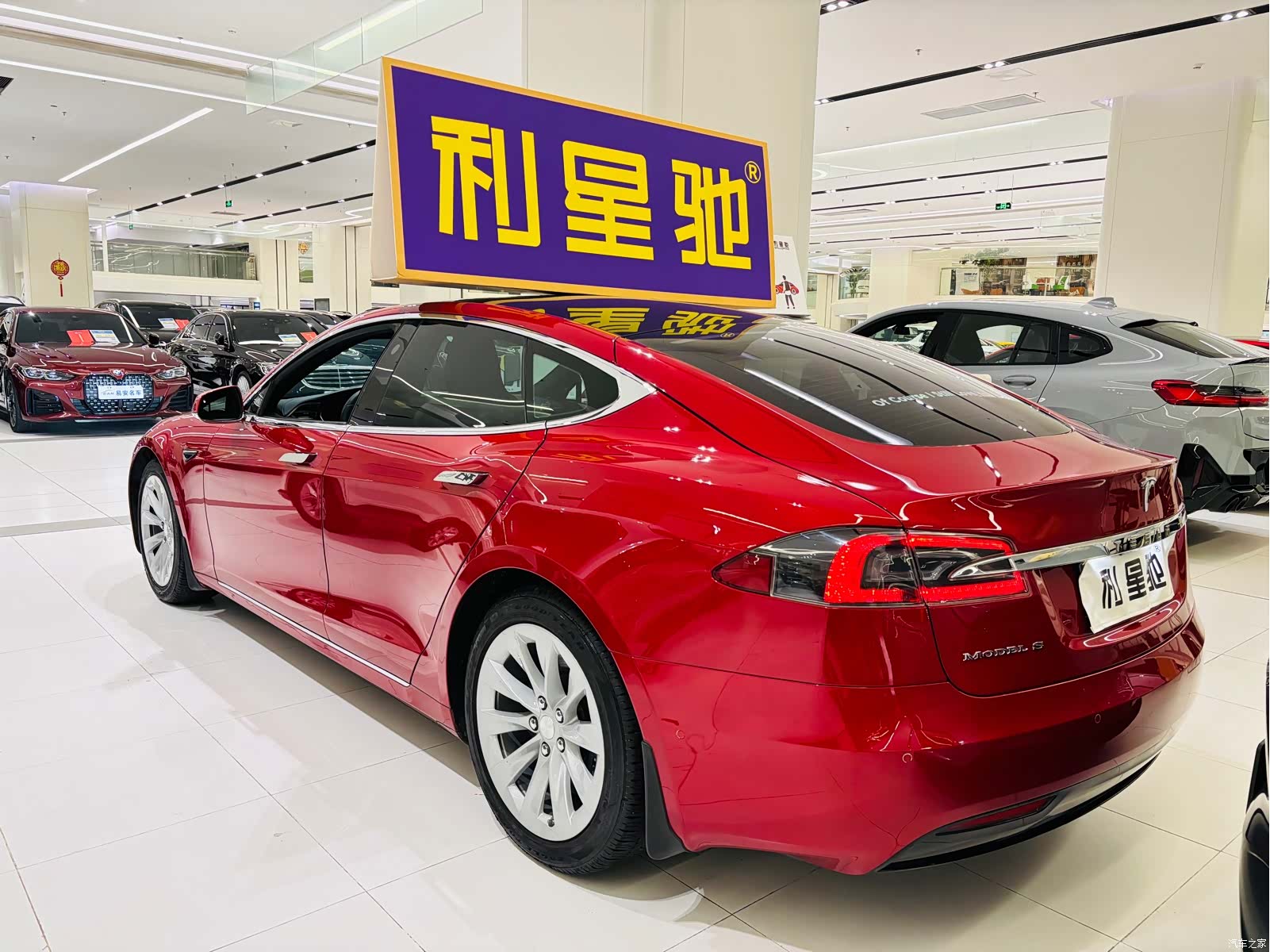 Tesla Model S, 2017 31