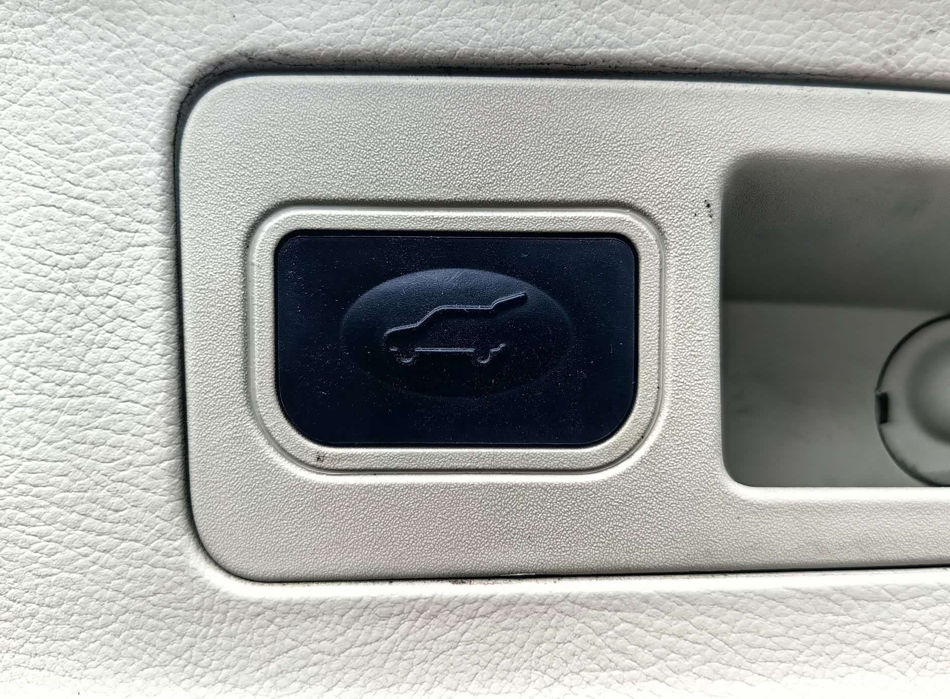 Buick GL8, 2012 13