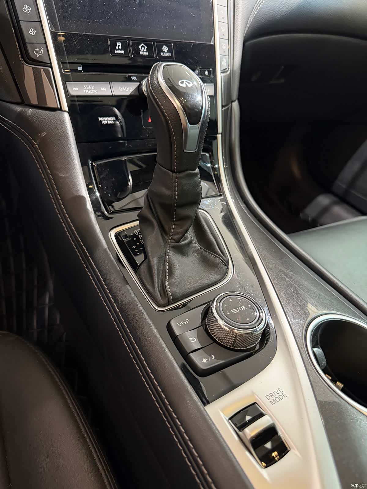 Infiniti Q50L, 2018 13