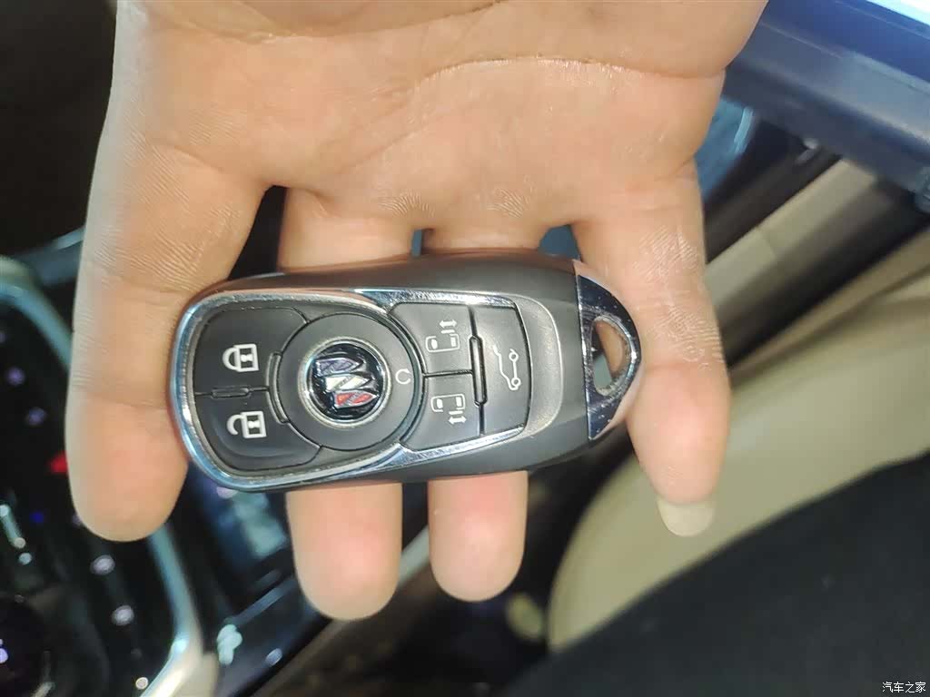 Buick GL8, 2023 9