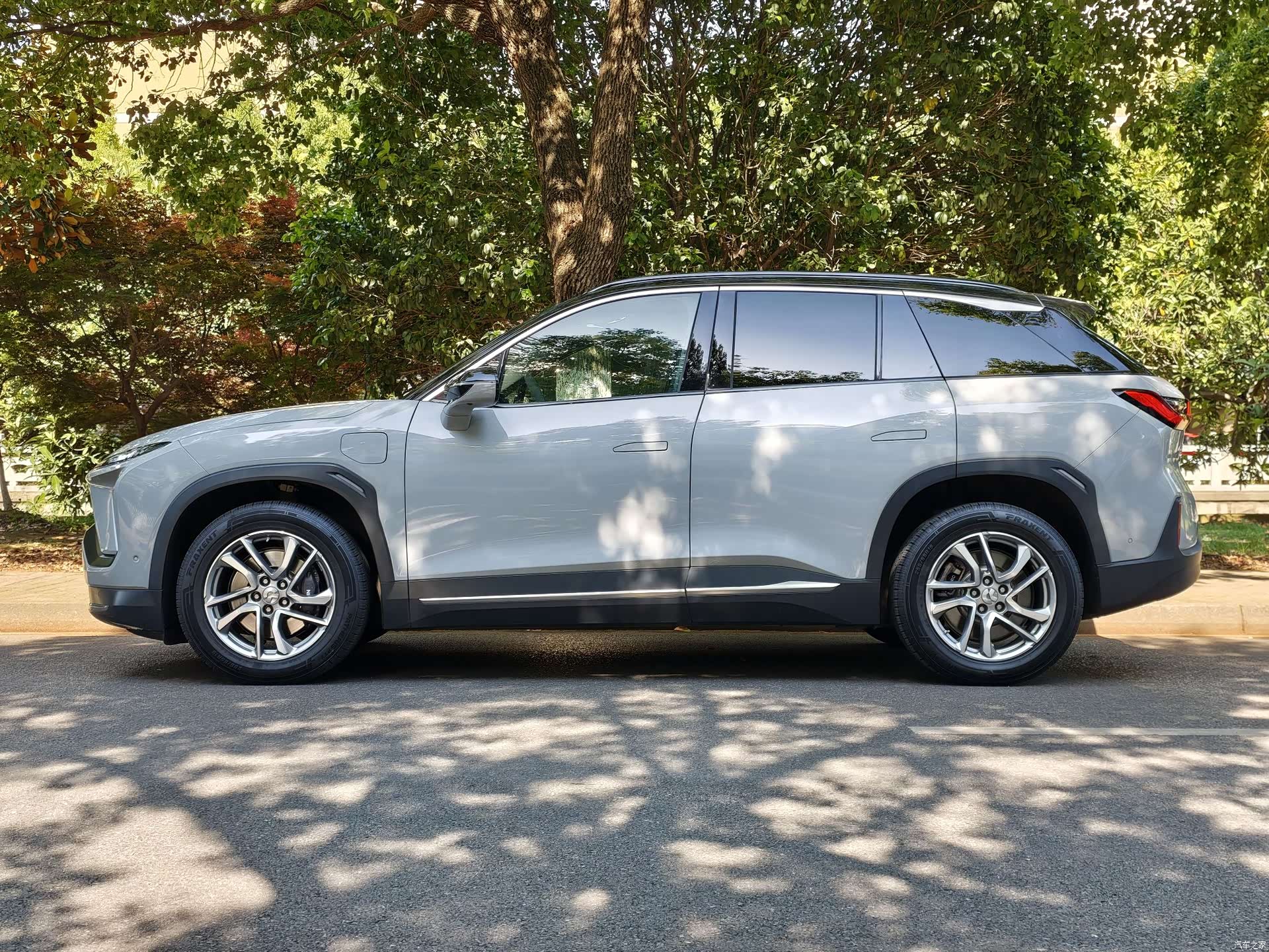 NIO ES6, 2022 10