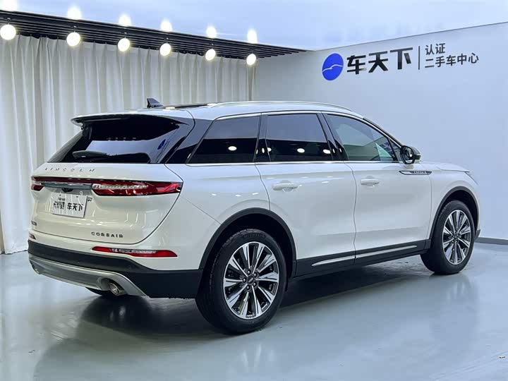 Lincoln Corsair, 2021 года фото 6