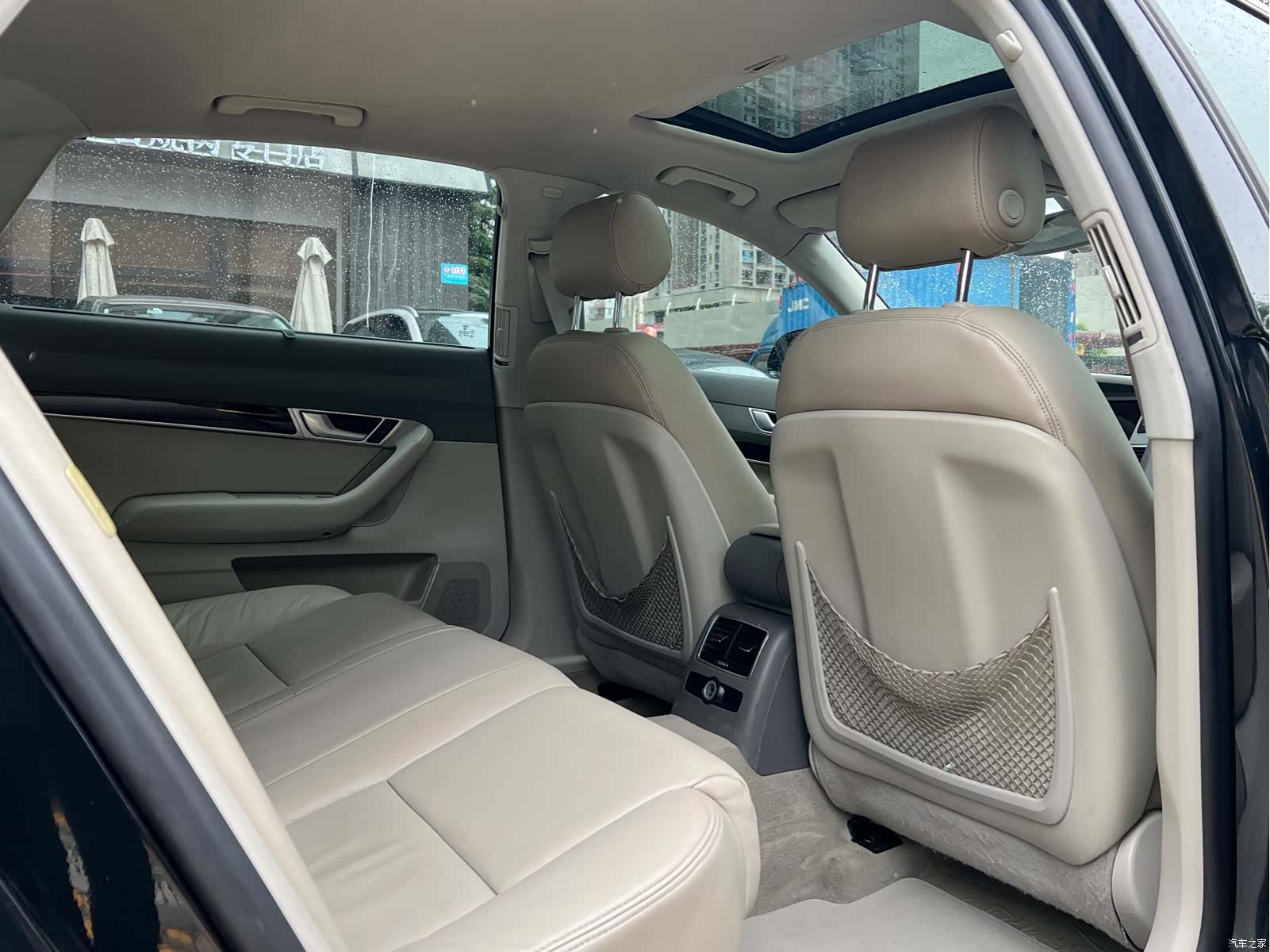 Audi A6L, 2010 8