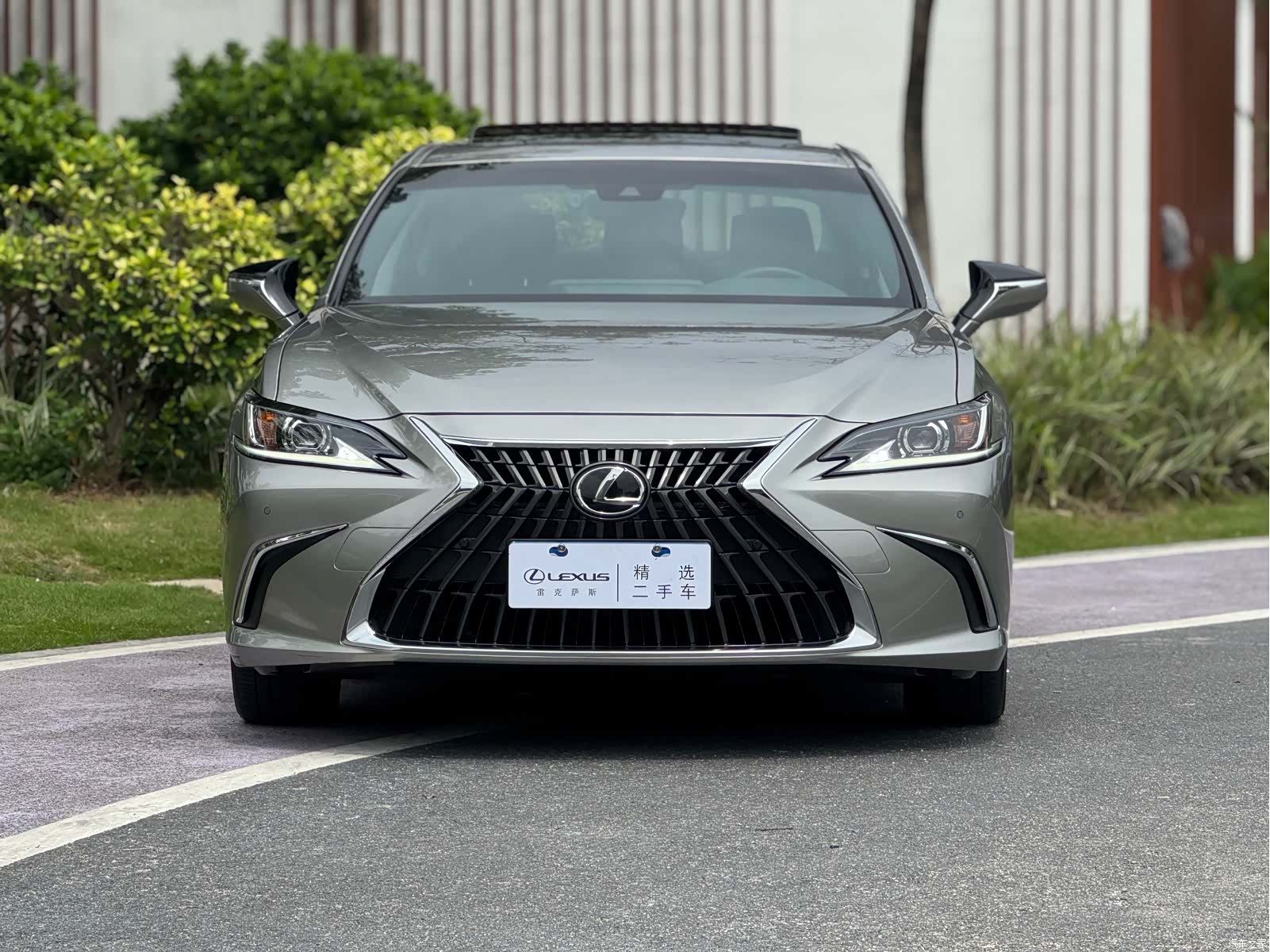 Lexus ES, 2023 2
