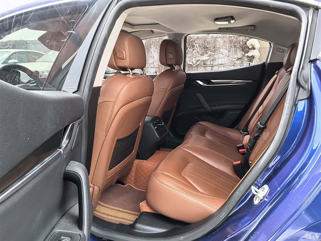 Maserati Ghibli, 2016 4
