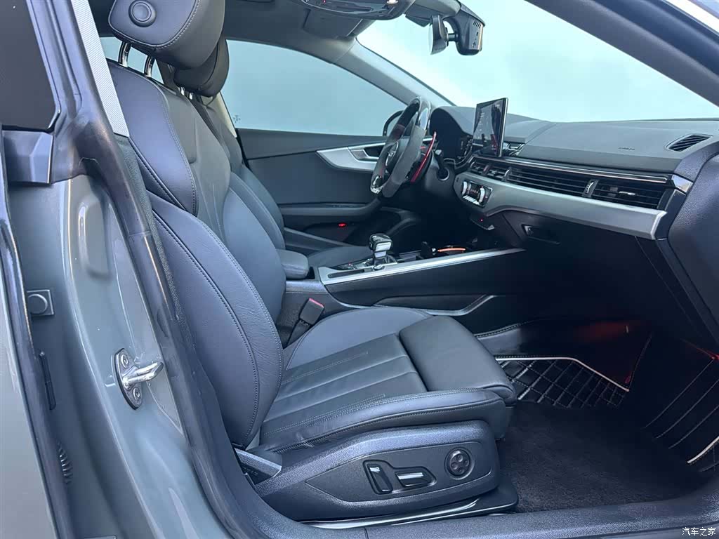 Audi A5, 2023 12