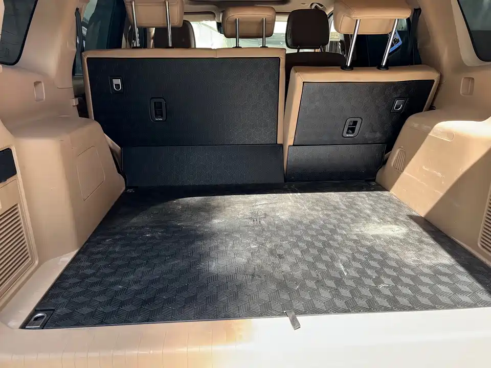 Beijing BJ60 Thunder